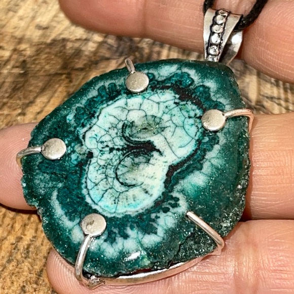 Blue Green Large Round Solar Quartz Pendant 2” - Picture 1 of 9